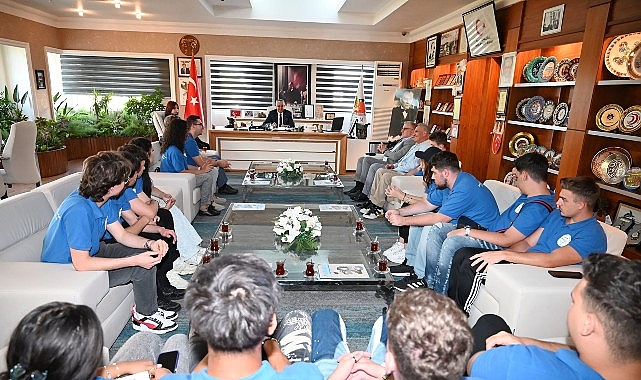 Erasmus öğrencilerinden Başkan Topaloğlu’na ziyaret